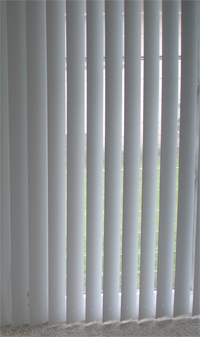 Lamellen am Fenster Sonnenschutz mit Lamellen am Fenster